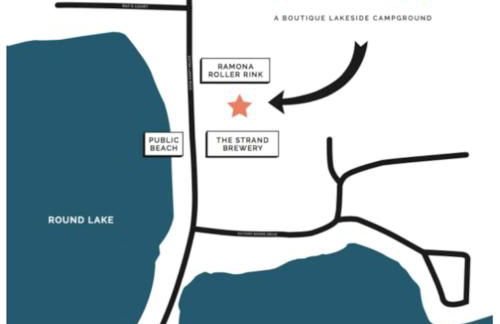 Sister Lakes Lakeside House - Sleeps 16 - Foto 46