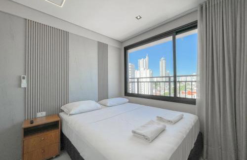 Flat Espaçoso com Uma Bela Vista e 2 Quartos - Foto 12