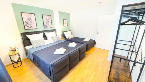 Charmantes 3-Zi-Apartment am Schlössle in Lechhausen-Garage-Balkon-Küche-Smart TV - Foto 5