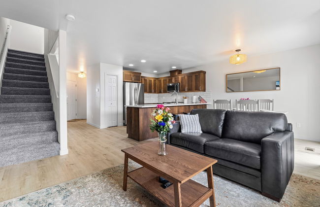 Redmond Getaway Hub Adventure Awaits! - Foto 18