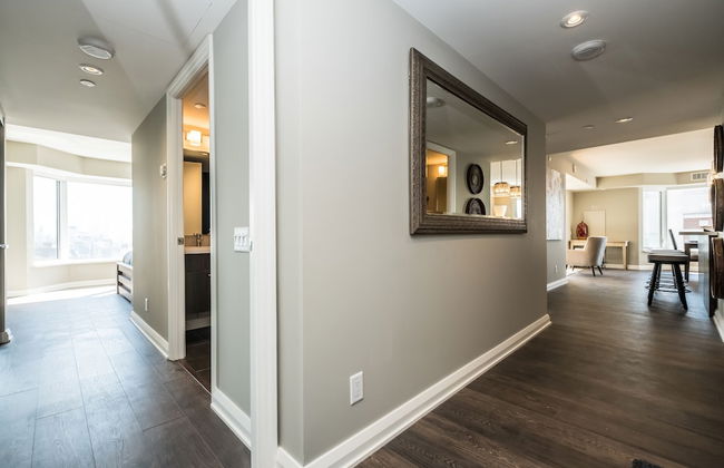 QuickStay - Premium 2bdrm in Yorkville (Yonge & Bloor) - Foto 19