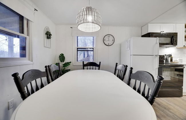 Little Gray Cabin 2 Bedroom Home by RedAwning - Foto 29