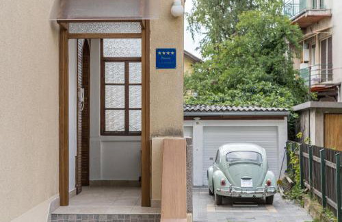 Apartment 7 - Photo 1