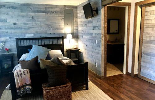 Stylish Lake Cabin with a Sauna and Hot Tub in Bellingham, Washington - Foto 4