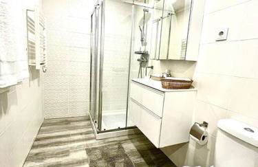 New-Romantic studio near the beach! - Foto 13