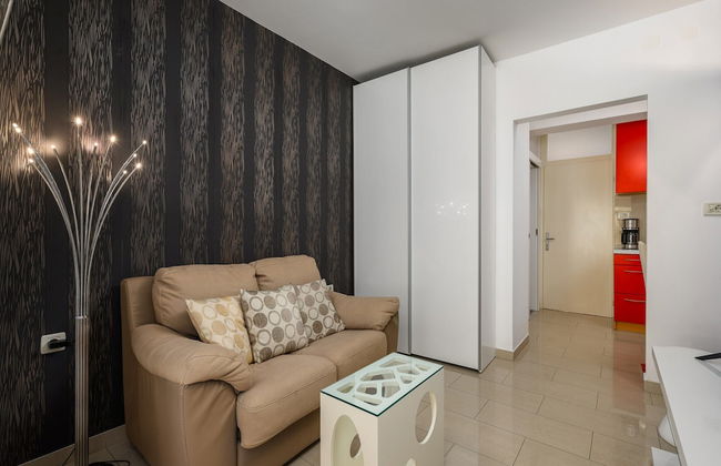 Apartment in Porec Near Rock Beach - Foto 10