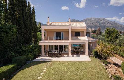 Eretria Luxurious Seafront Villa - Photo 59