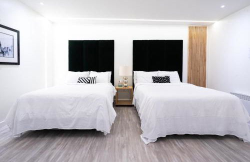 Modern Loft with Park Like Setting View - Foto 6