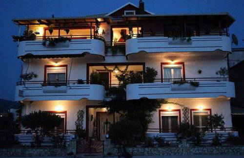 Elenas Apartments - Foto 3