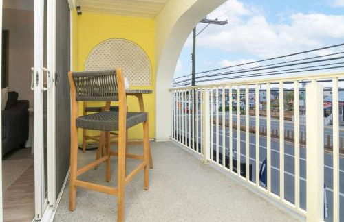 NEW 3BR-3BA Beach Block with Parking - Photo 9