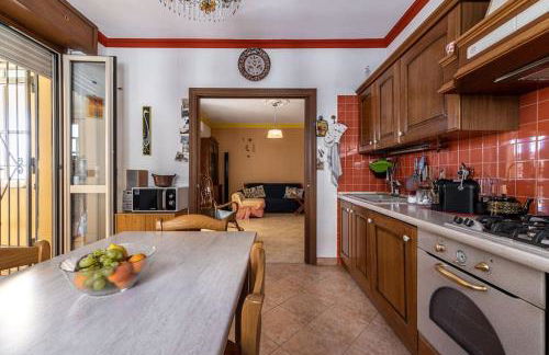 Appartamento con Ampia Terrazza - 10 minuti da Torino - Photo 8