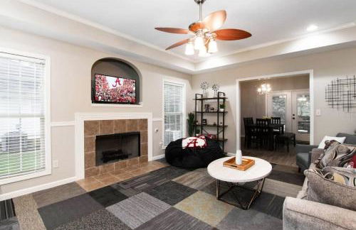 The Crimson Retreat Only 5 Miles to the Stadium BBQ Coffee Games - Foto 75