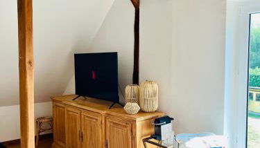 b e d & a g e d e s i g n -large- wunderschönes Zimmer mit Bad - Rechnungserstellung für Geschäftsreisende & Firmen - Foto 3