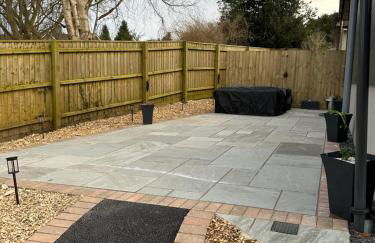 Emerald Lodge - Photo 2