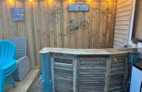 Destin-y 30A Beach Retreat Self Checkin - Huge Private Backyard Deck with Outdoor Shower - Foto 12