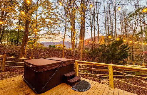 Hot Tub and Stone Fire Pit Smoky Mountain Oasis! - Foto 1