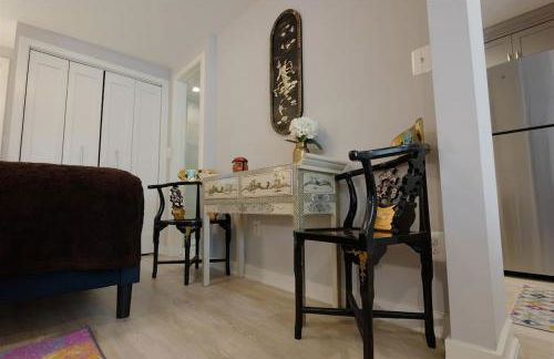 Downtown DC Awaits with Parking Permit - Foto 13