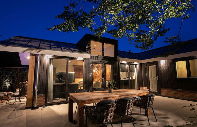 Luxury Lodge With Private Swimming Pool - Photo 24