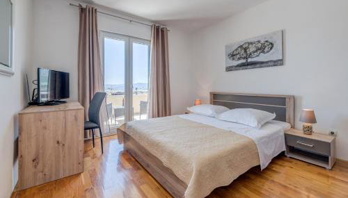 Apartment Renata + PRIVATE swimming pool in SPLIT - Foto 4