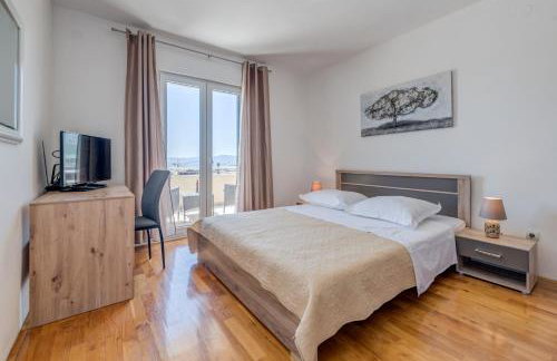 Apartment Renata + PRIVATE swimming pool in SPLIT - Foto 4