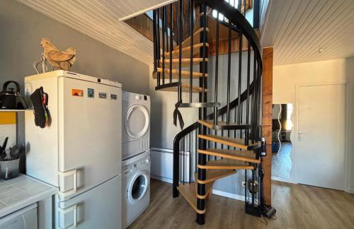 Mulberry duplex bien équipé 2 chambres petite vue sur mer plein centre d'Arromanches à 2 mn de la plage à pied et près de Bayeux au coeur des plages du débarquement - Foto 14