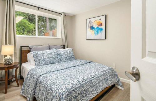 Remodeled Bellevue Family home w AC close to everything - Foto 24