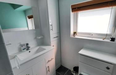 Charming Two Bed Cottage Glan Gwna Holiday Park - Foto 17