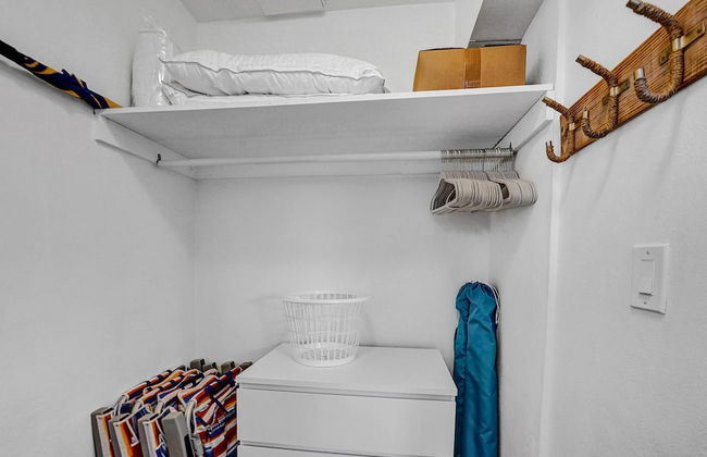 Lovely 1- Bedroom Rental Unit With Pool - Foto 22