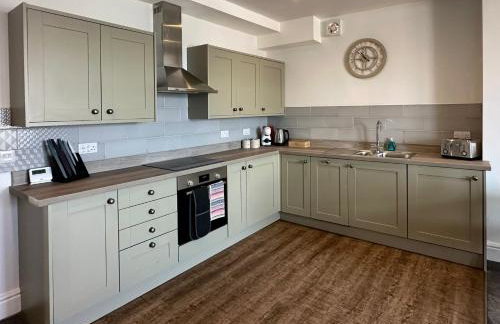 Clock Tower Apartment No4 - Photo 9