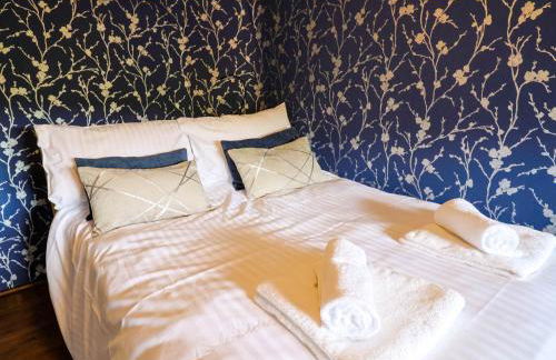 Upper Cottage - Photo 34