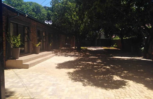 8 Soenie Avenue Self Catering - Foto 35