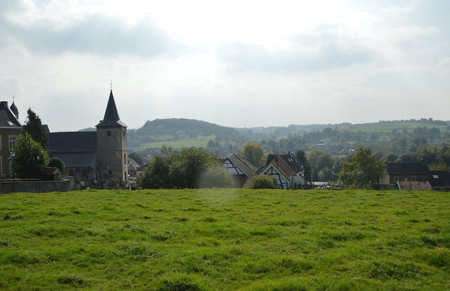 Snug Apartment in Schin op Geul near Public Pool - Foto 34