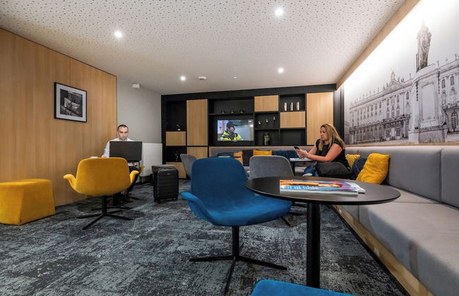 Nemea Appart Hotel Grand Cœur Nancy Centre - Foto 2