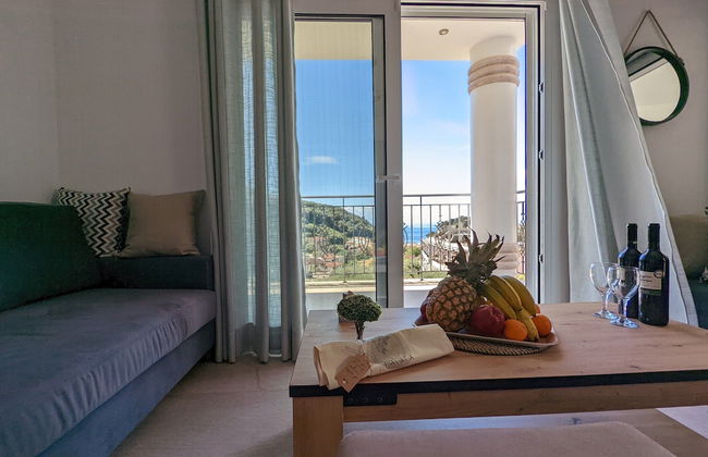 Natura Luxury Suites Parga - Foto 1