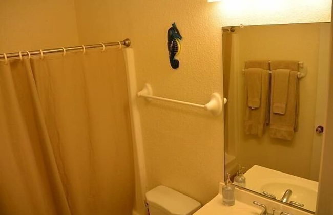 Gulf 4 Bedroom Condo by Fountain Vista Homes - Foto 19