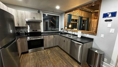 1 Mile From Boyne Mt- Chateau Patak - Foto 5