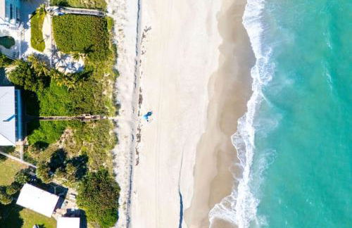 Oceanfront Escape - Private Beach Access - Game Room - Bikes - Surfboard - Foto 10