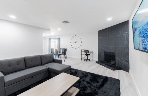 5Mins to Fremont 10Mins to Strip! Sleeps 8! - Foto 1