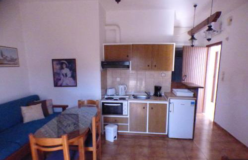 Eleni Apartments - Photo 13