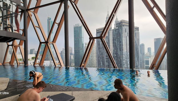 The Scarletz KLCC - Foto 5, Piscina en la azotea