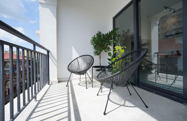 w Modern 1BR in Santa Ana - Photo 10