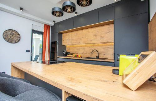 Villa Nina - heated pool - near Omiš - Foto 23