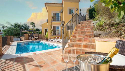 Villa Sol y Mar with heated pool and jacuzzi - Foto 5