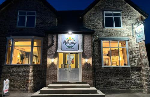 The Netherend Inn - Pet Friendly Haven - Photo 23