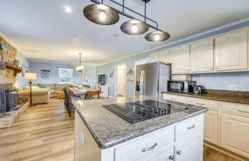 Lake Sinclair Retreat with Big Water Views and Dock! - Foto 11