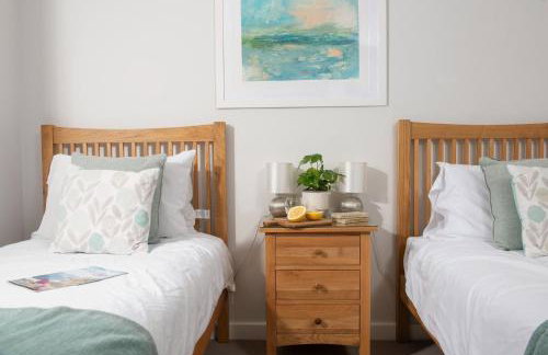 Sandyford, Holywell Bay - Sea Views - Walk to Beach - 2 Pets Allowed - Free Parking and WiFi - Foto 34