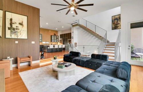 Luxury Oasis: Houston Rooftop Skyline - Foto 29