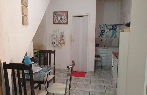 Kitnet, piso superior, Praia do Morro a 300mtrs - Foto 17