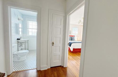 Spacious 3-Floor Downtown Retreat - Prime Location - Foto 33