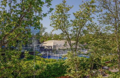 Comics & Cars - Themed Penthouse in Motor Valley - Foto 56